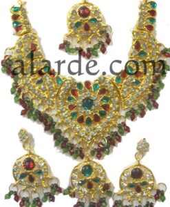 Alternative view of indian jewelry set