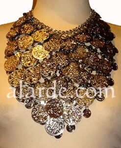 Collar de monedas